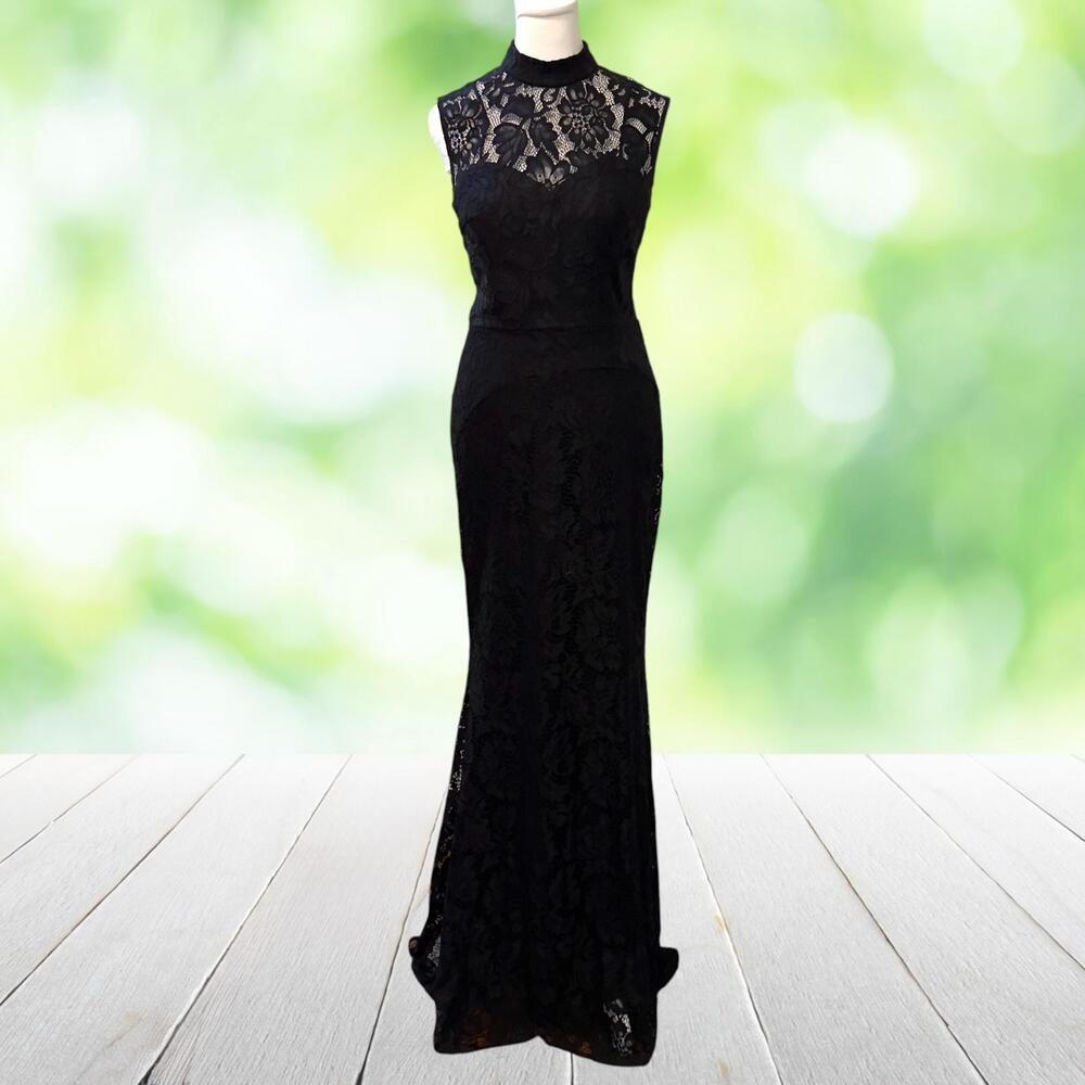 BETSY & ADAM Mermaid Maxi Dress Black Lace High Neck Open Back Gown Formal Sz 6